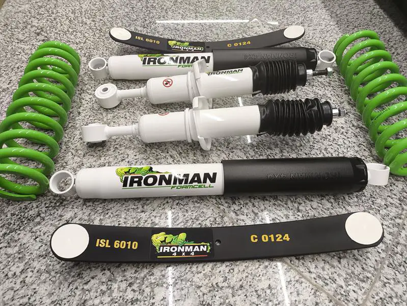 کیت کمک فنر گازی-روغنی فوم سل Foam cell هایلوکس ویگو از برند Ironman - 2